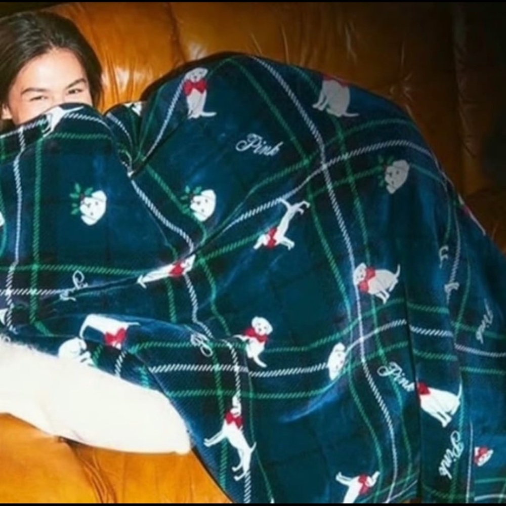 SOLD - Victoria’s Secret PINK Blanket